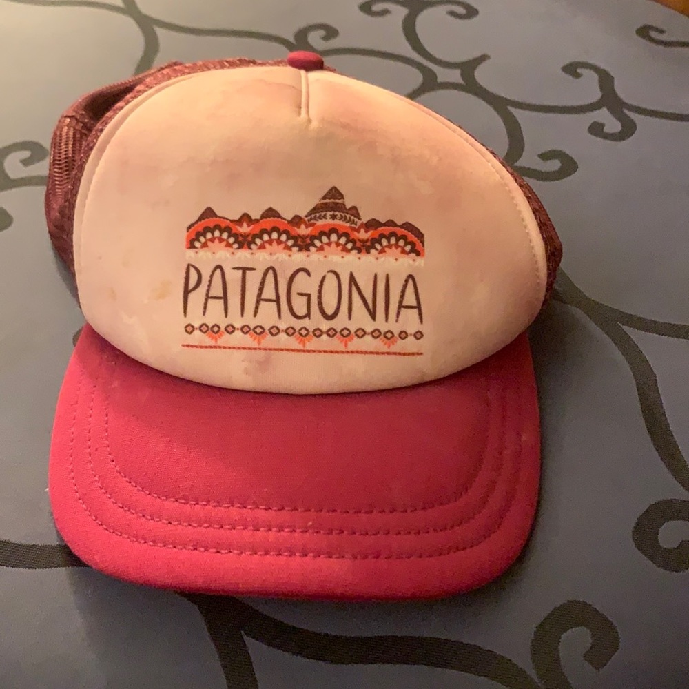Cute Patagonia hat for women with pink and purple. One size fits all.
